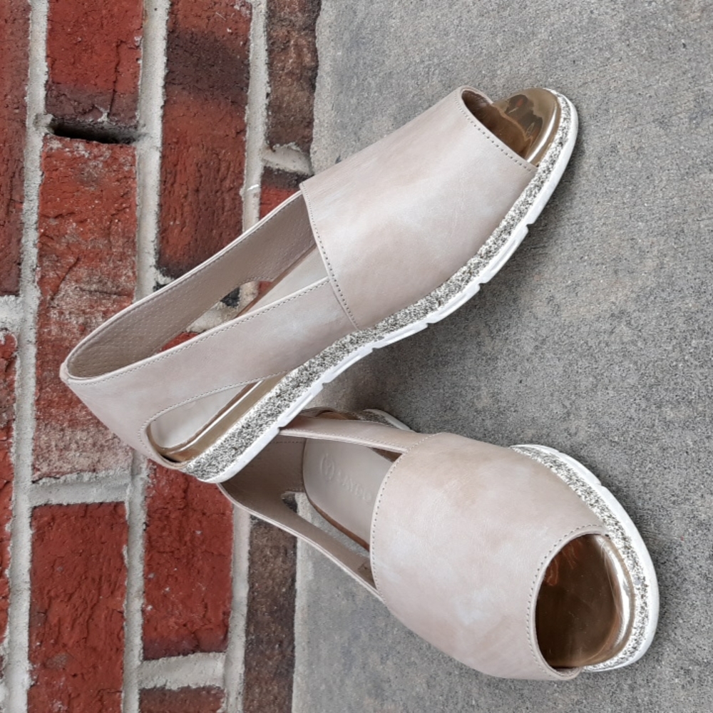 Saydo Size 39 Peep Toe Cutout Faux Marble Metallic Shoes